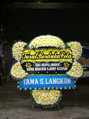 Papan Bunga Duka di Tirtomulyo